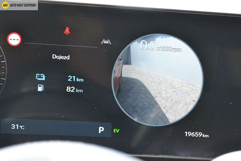 Hyundai Tucson 1,6 T-GDI PHEV 4WD AT PREMIUM - fotka 57 z 69
