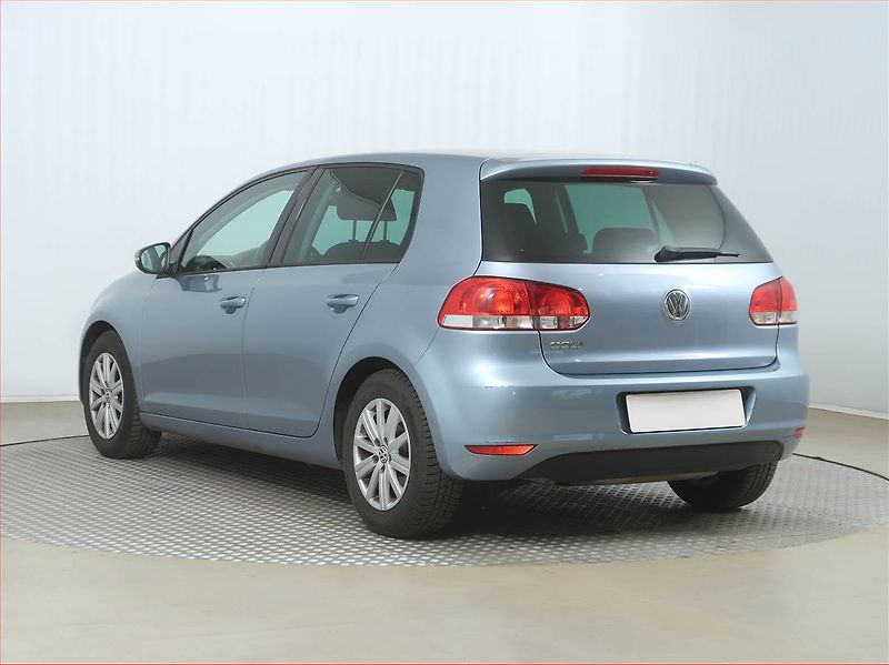 Volkswagen Golf (2011) 1.2 TSI, Serv.kniha - fotka 3 z 12