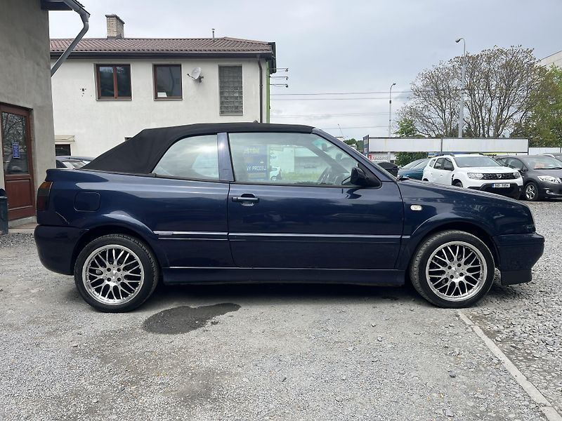 Volkswagen Golf (1996) 1,6 i 74 Kw CABRIO - fotka 4 z 14