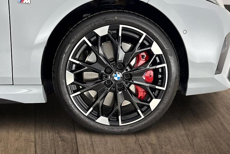 BMW Řada 2 M235 xDrive GC - fotka 5 z 17