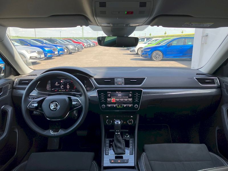 Škoda Superb (2024) 2.0 TDI / 110 kW DSG Style Plu - fotka 5 z 30
