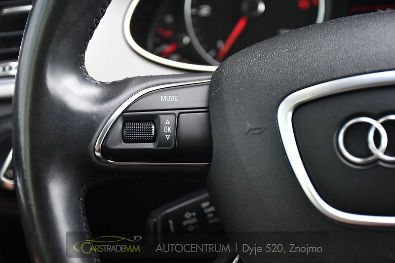 Audi A4 2.0TDi ČR PDC VÝHŘEV - fotka 24 z 35