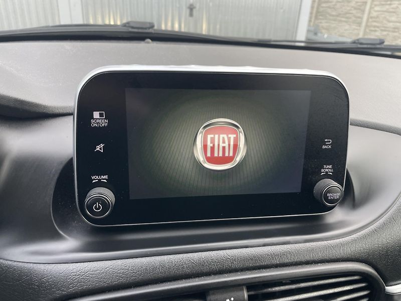 Fiat Tipo 1.4Ti-JET 120PS LPG LOUNGE TOP - fotka 173 z 187