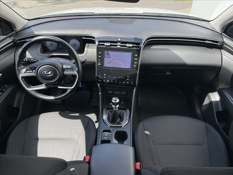 Hyundai Tucson 1,6 T-GDI Comfort PDC+AutoAC - fotka 6 z 22