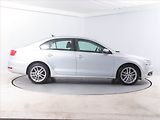 Volkswagen Jetta (2011) 1.6 TDI, Tempomat - náhled 6