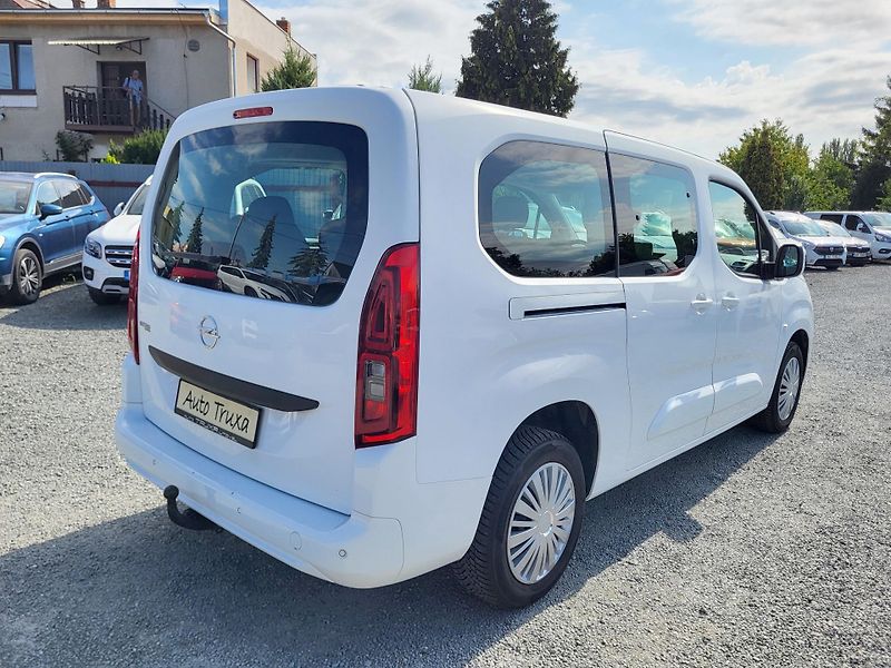 Opel Combo LIFE 1.5 CDTi 96kW L2 7-míst - fotka 4 z 45