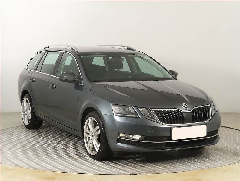 Škoda Octavia (2017) Style 1.6 TDI, Navi, Tempomat - fotografie inzerátu