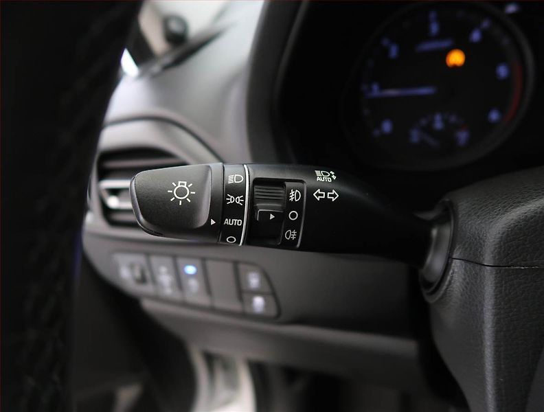 Hyundai i30 (2021) 1.6 CRDi, Automat, ČR,1.maj - fotka 20 z 21
