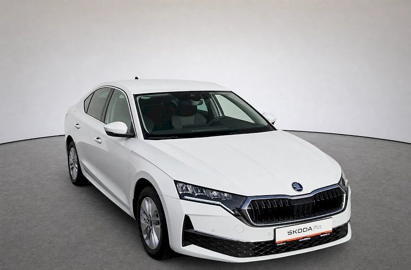 Škoda Octavia (2025) Top Selection 1,5 Tsi 110 Kw D - fotka 35 z 39