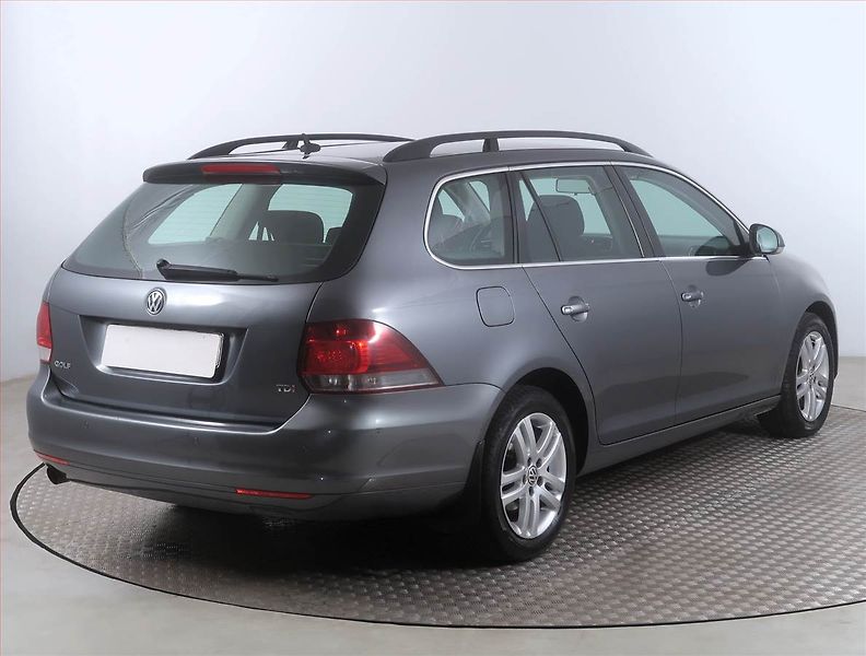 Volkswagen Golf (2012) Highline 1.6 TDI, Automat - fotka 5 z 16