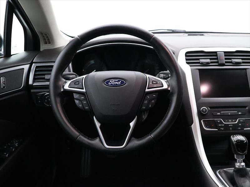 Ford Mondeo 2,0 TDCi 110kW CZ - fotka 16 z 31