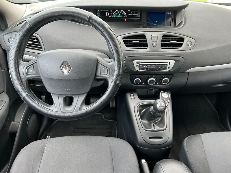 Renault Scénic (2012) 1.6i 16V 81kW Klima! Tažné! - fotka 13 z 28