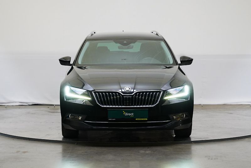 Škoda Superb - fotka 4 z 27