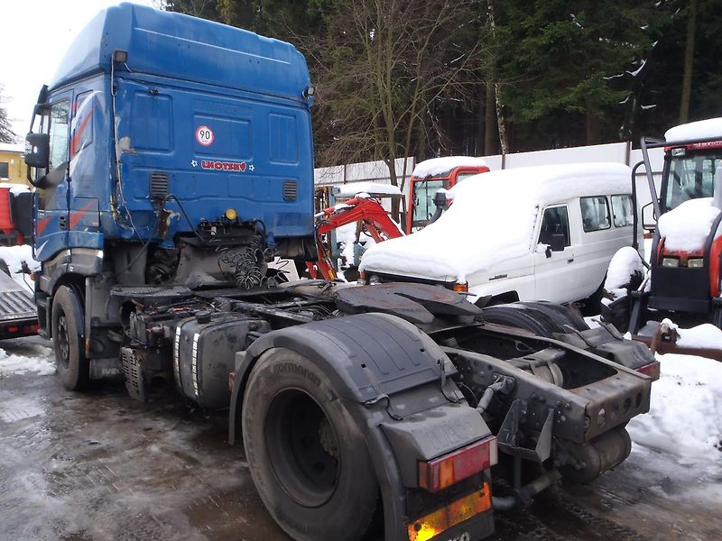 Iveco (2006) 430 hydraulika - fotka 1 z 4