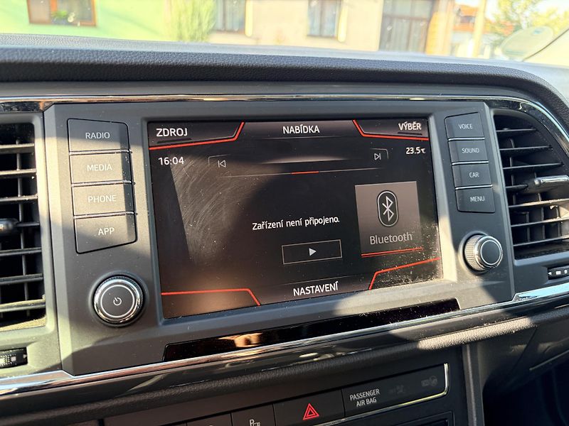 Seat Ateca 1.4TSI 110KW TAŽNÉ 360 KAMERY - fotka 30 z 53