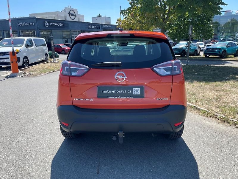 Opel Crossland X Enjoy 1,2 Turbo, ČR, 1. maj - fotka 4 z 33