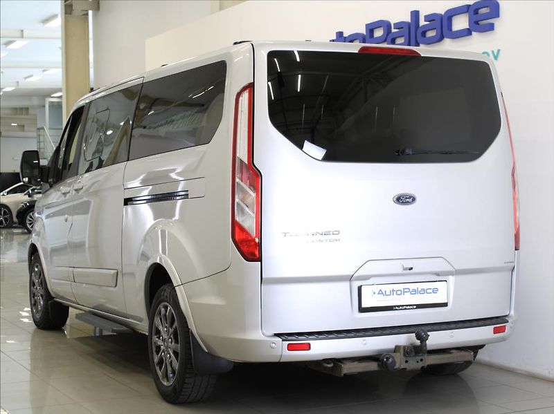 Ford Tourneo Custom 2,0 EB 136kW AT Kůže 117tkm.ČR - fotka 3 z 24