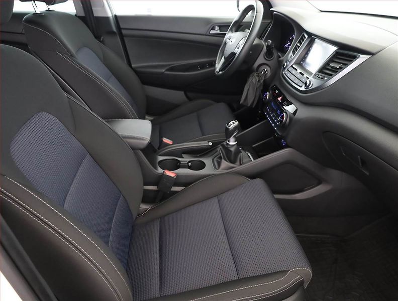Hyundai Tucson (2018) Trikolor 1.6 T-GDI, 4X4 - fotka 7 z 18