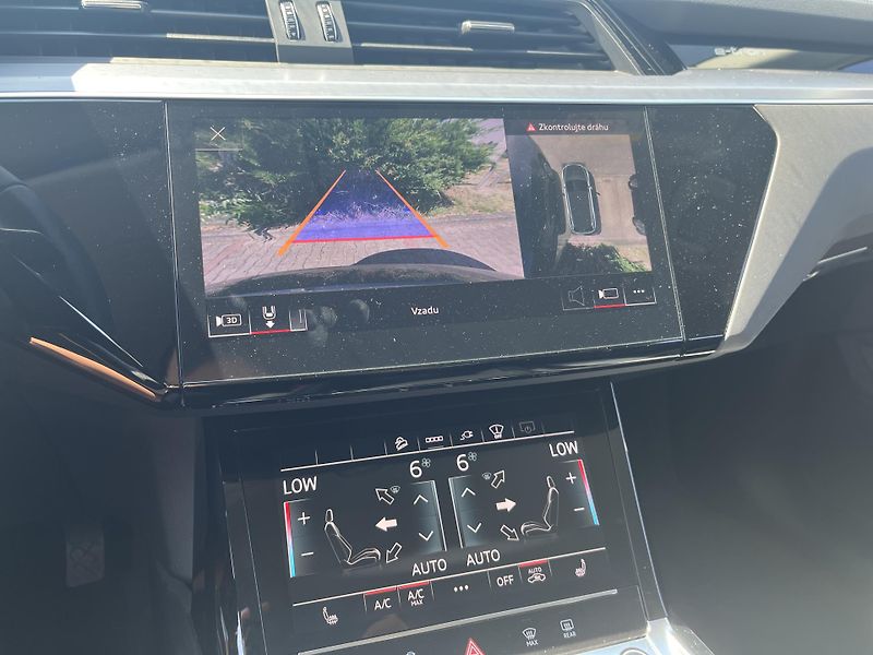 Audi e-tron ADVANCED 50 QUATTRO 230 KW - fotka 15 z 20