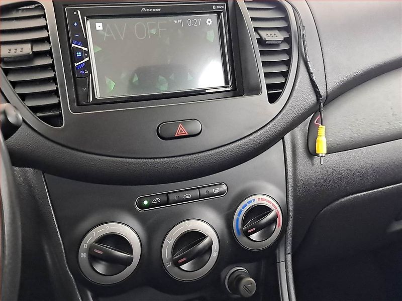 Hyundai i10 (2013) 1.1, Serv.kniha - fotka 12 z 15