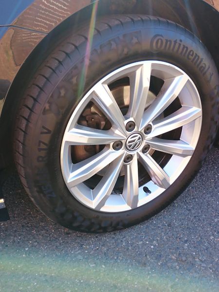 Volkswagen Passat Variant (2017) 2.0 TDi Highline - fotka 15 z 22