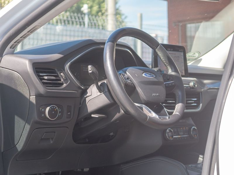 Ford Focus (2019) ČR 2.0TDCI 110KW – VÝBAVA! - fotka 14 z 55