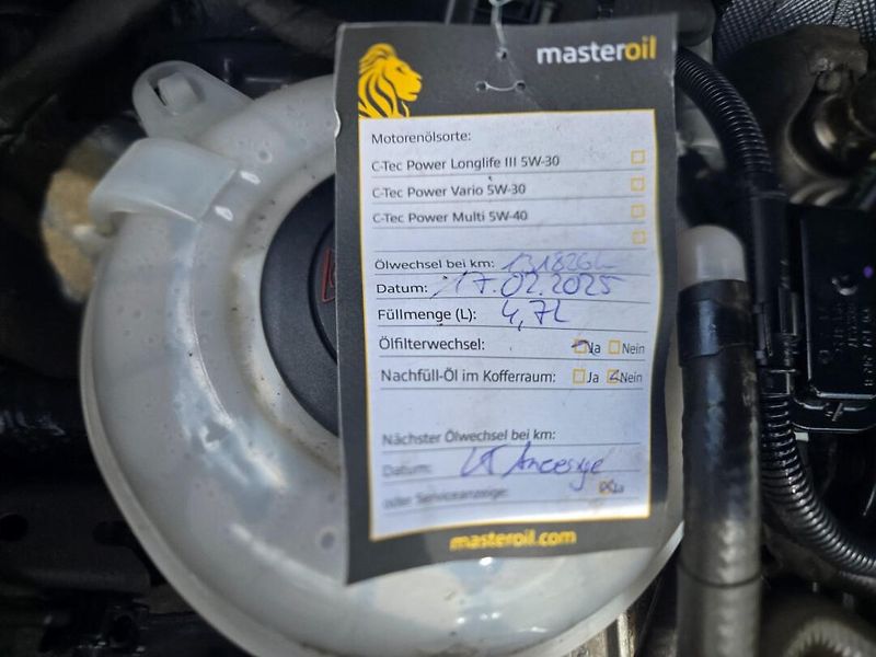 Volkswagen Tiguan (2016) 2.0 TDI NAVI, Serviska - fotka 39 z 39
