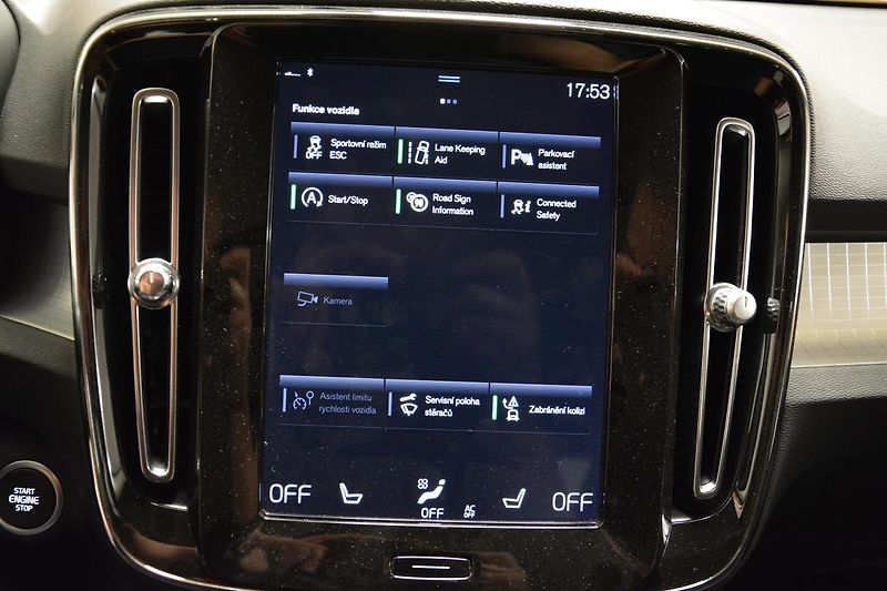 Volvo XC40 (2020) 2,0 D3 DRIVE-E Momentum PRO Aw - fotka 39 z 45