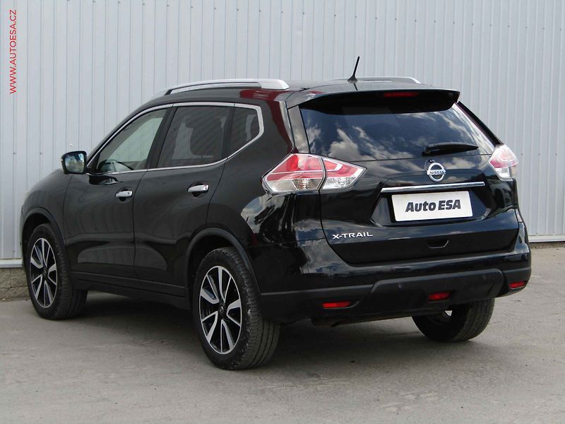 Nissan X-Trail (2016) 1.6dCi 4x4, ČR, Xenon, navi - fotka 6 z 23