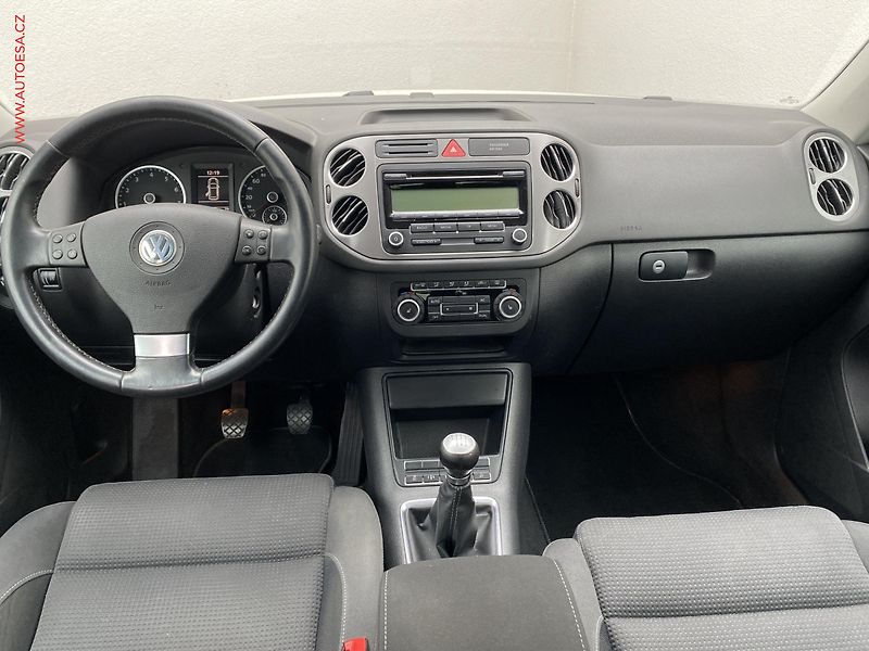 Volkswagen Tiguan (2010) 2.0 TSi 4x4, Team, bixen - fotka 8 z 16