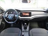 Škoda Octavia 2,0 TDI Ambition Combi ČR - náhled 24
