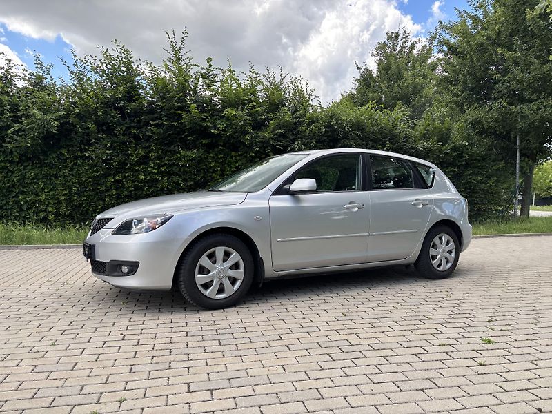 Mazda 3 1.6 Active - fotka 3 z 28