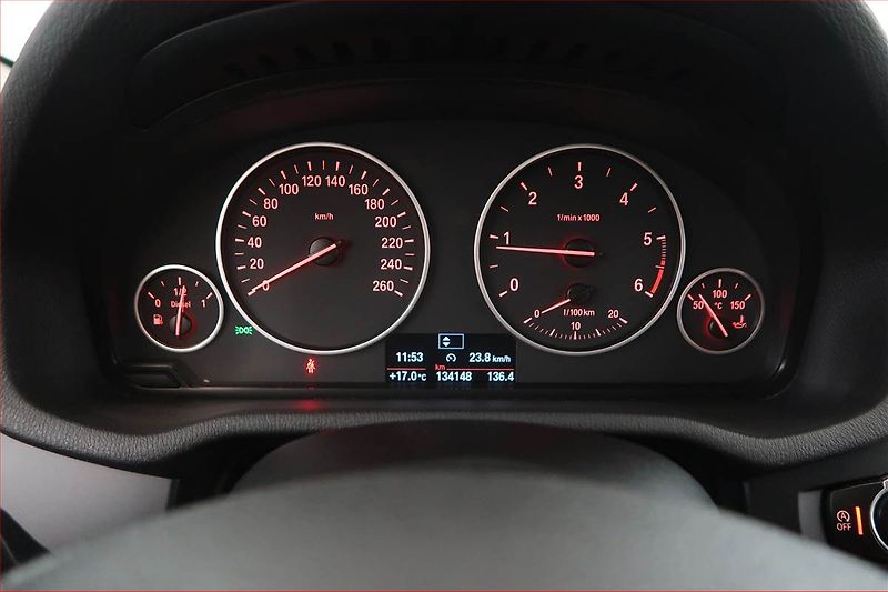 BMW X3 (2013) xDrive20d, 4X4, Kůže - fotka 11 z 19