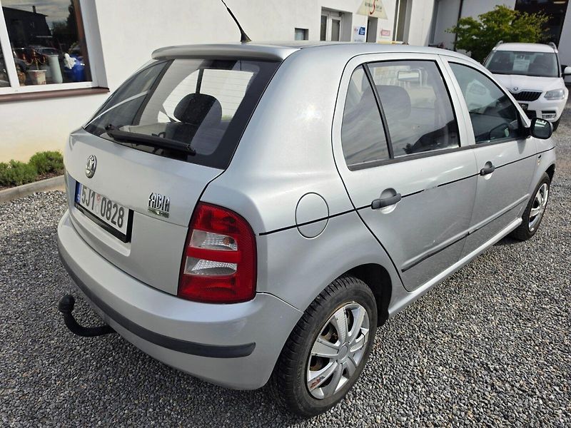 Škoda Fabia (2000) 1.4 MPI Serviska - fotka 3 z 21
