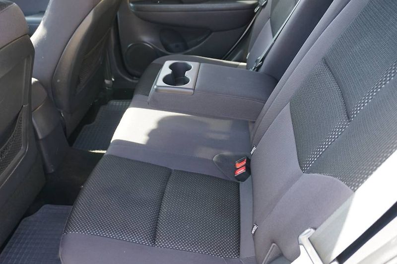 Hyundai i30 (2012) 1,6C W  CRDI NOVÉ V ČR - fotka 14 z 34