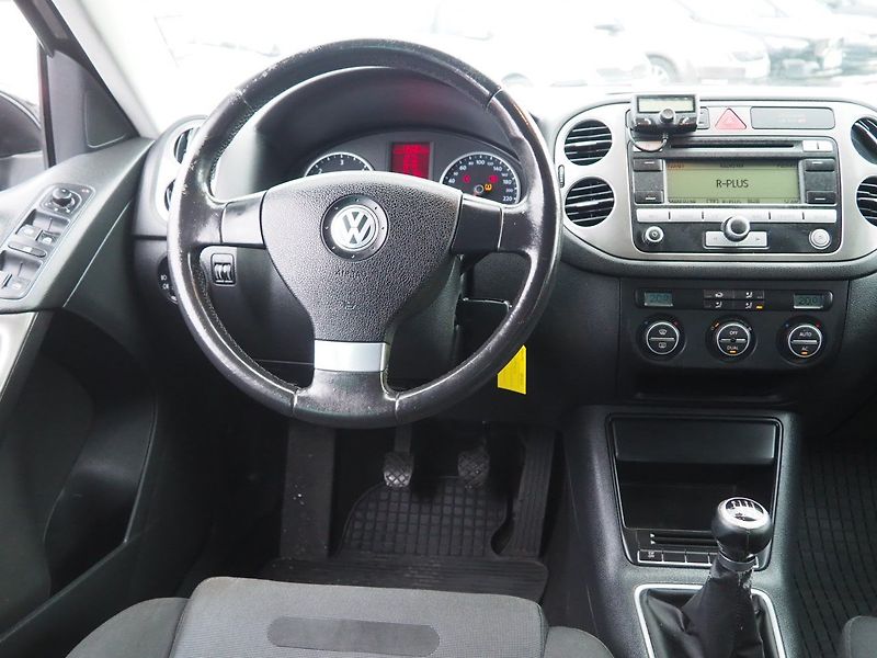Volkswagen Tiguan (2008) 2.0 TDI, 125kW, 4Motion - fotka 15 z 31