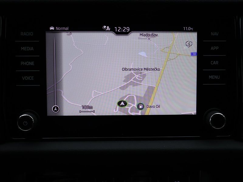 Škoda Kodiaq 1,5 TSI 110kW DSG Sportline DP - fotka 21 z 36