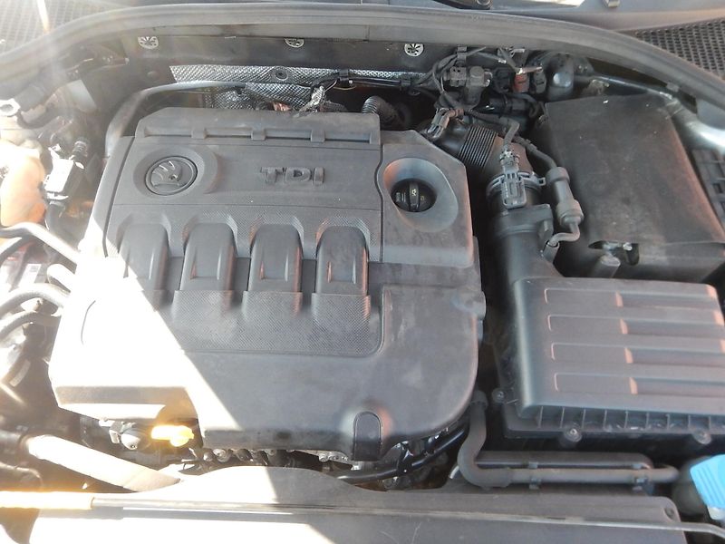 Škoda Octavia III 1.6 TDi 81 kw tažné - fotka 12 z 14