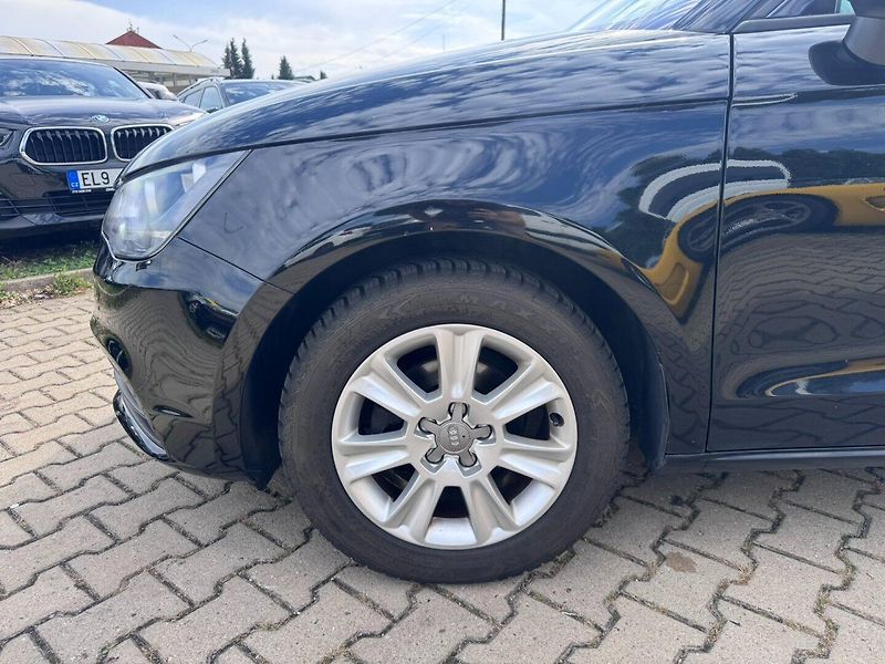 Audi A1 (2011) 1,2 TFSI 63 KW NOVÁ SPOJKA STK - fotka 13 z 50