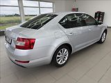 Škoda Octavia 1,6 TDi,digiklima,vyhř.sed,tem - náhled 4