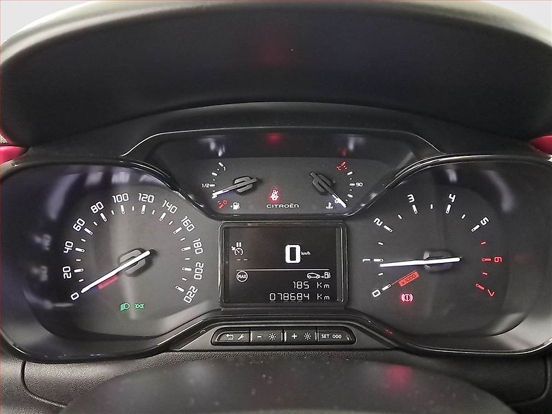 Citroën C3 (2018) 1.2 PureTech, ČR,1.maj - fotka 11 z 15