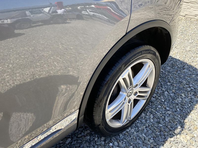 Volkswagen Touareg 3.0TDi 4x4 FL 2017 ELEGANCE 1A - fotka 31 z 176