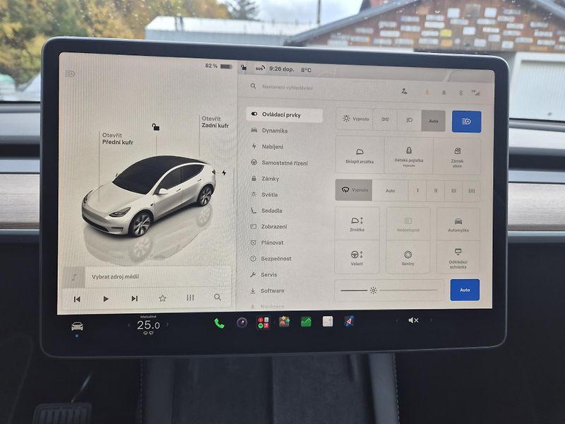 Tesla Model Y LONG RANGE DUAL MOTOR TZ 95,0% - fotka 20 z 49