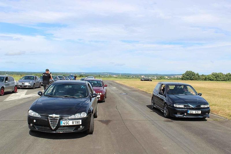 Nultý ročník srazu vozů Alfa Romeo v Jihočeském kraji.