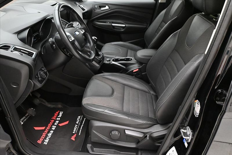 Ford Kuga 2,0 TDCi 110kW Tažné Záruka až - fotka 13 z 30