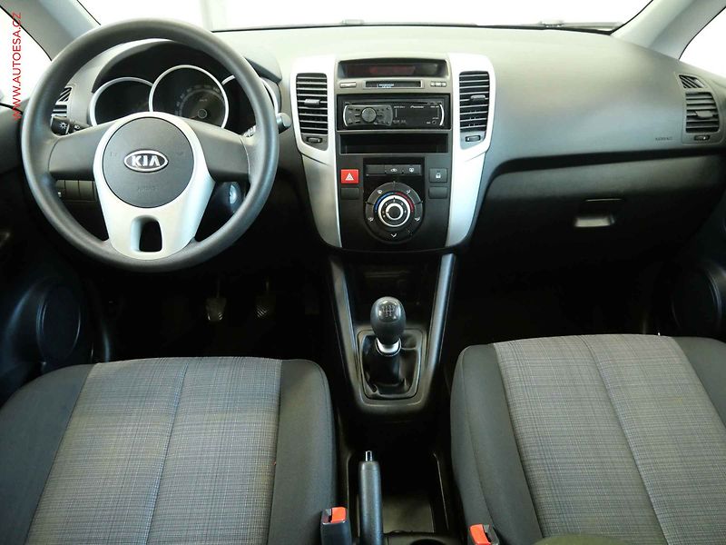 Kia Venga (2010) 1.4CVVT, 2.maj,ČR, AC - fotka 8 z 18
