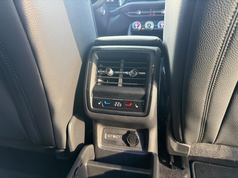 Škoda Kodiaq Exclusive Selection 2.0 TSI 15 - fotka 24 z 27