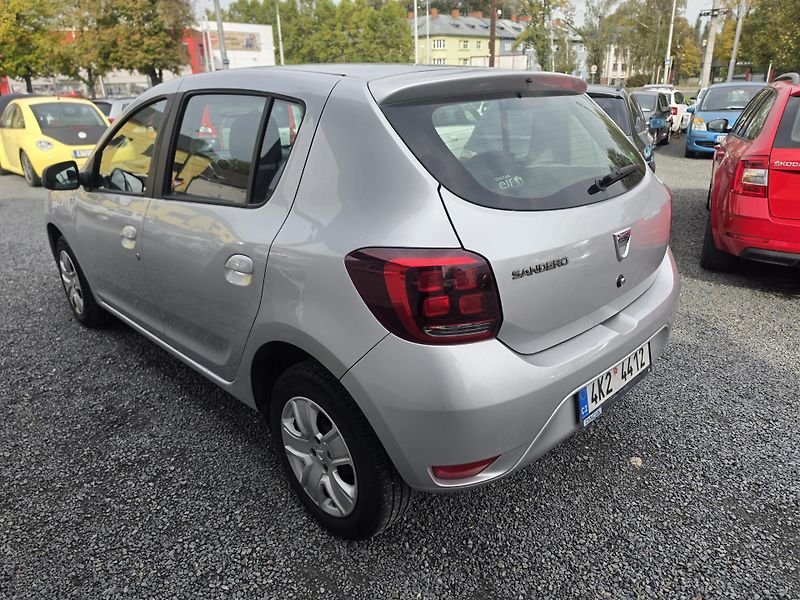 Dacia Sandero 1.1 Klimatizace  - fotka 3 z 17