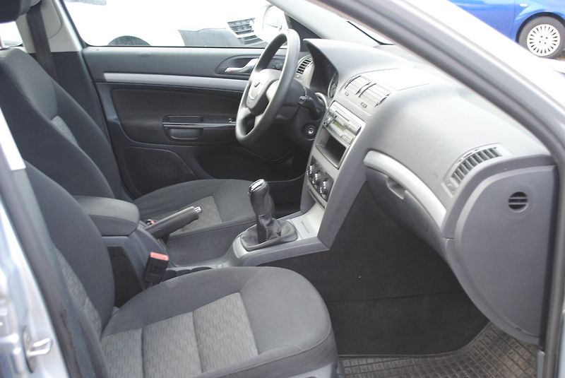 Škoda Octavia 1,6 TDI 4x4 - fotka 18 z 19
