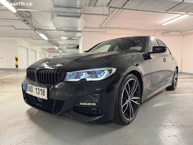 BMW Řada 3 330XD M-Sport 195kW - fotka 13 z 37